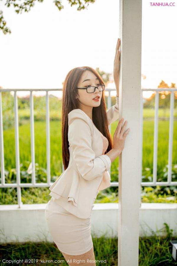 小九月  [XIUREN]高清写真图 2019.09.27 小九月第39张图片